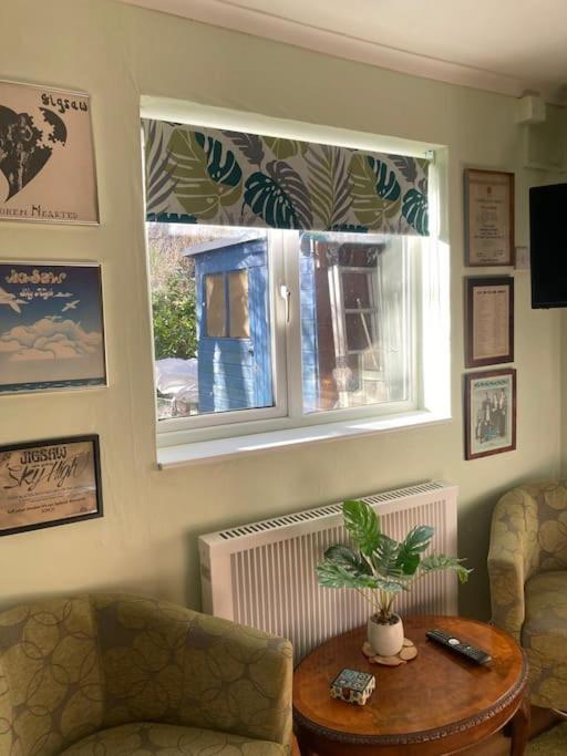 The Studio, Ascot Winkfield 外观 照片